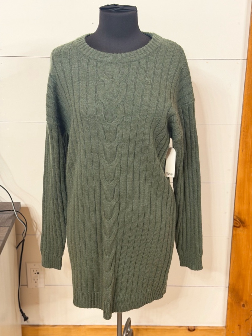 Francesca's Olive Cable Knit Pullover